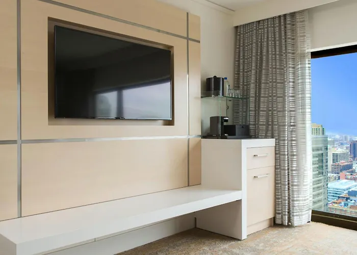 Marriott Downtown Magnificent Mile Hotel Chicago